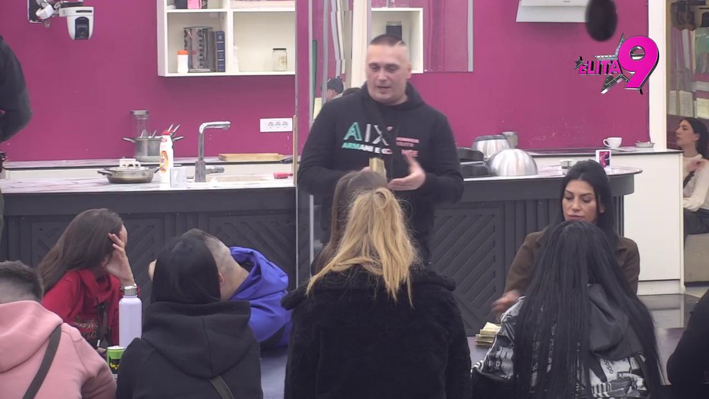 Dali smo ti nadimak BORA LAMA! Santana spustio glavu nakon Saletove ture prevaspitanja, pa se obrušio na Saru: Ti si radodajka! (VIDEO)