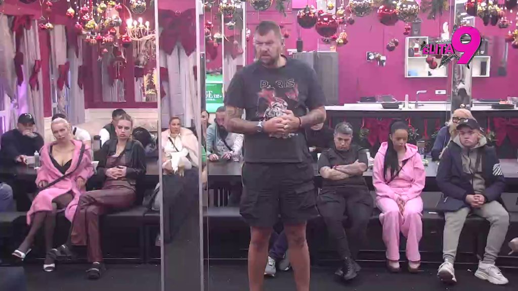 DOŽIVELA SUNOVRAT! Janjuševom ismevanju Aneli nikad kraja, Hana i Nerio u duetu demolirali Ahmićevu: Tenzija na vrhuncu (VIDEO)