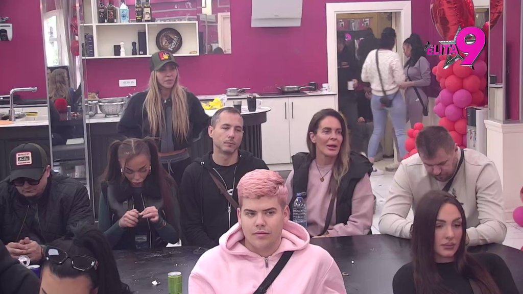 Sad bih se vratila, SVE ISPOČETKA! Aneli priznala da bi ponovila LJUBAV sa Janjušem, svi sigurni da je to bila NAJJAČA EMOCIJA u Beloj kući! (VIDEO)