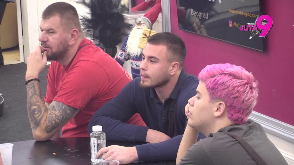 Kao da ga nije prevarila: Dušica doživela pomračenje nakon tvrdnji da je bila intimna sa Viktorom i Popom, odmah se obratila BIVŠEM i najavila tužbe: Pavle, nemoj da brineš... (VIDEO)