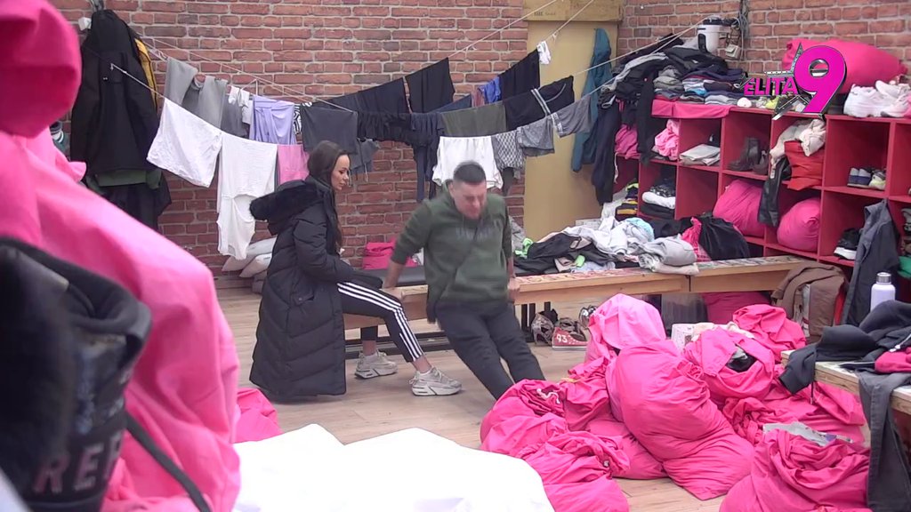 NEUMOLJIVA! Bebica pokušao da sabotira treninge, Teodora zaurlala: VIŠE RADA, MANJE PRIČE! (VIDEO)