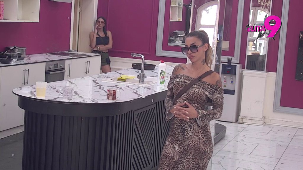 DAJ MI PUNOMOĆ I VIDEĆEŠ NORU! Aneli naglo promenila odluku, spremna da postigne dogovor sa Asminom, ali ako ispuni njen ULTIMATUM: Pozivam svog advokata... (VIDEO)