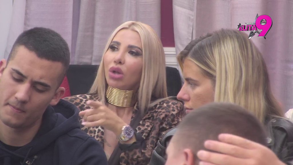 Uđeš u salu da te ulepšaju, izađeš ružnija: Maja osula brutalni rafal i unakazila Aneli, pa Luku vinula u nebesa! (VIDEO)