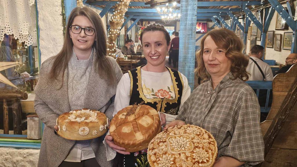 IZABRAN NAJLEPŠI KRSNI KOLAČ! Ovo takmičenje čuva običaje i tradiciju, pobednica poručila: Nisam očekivala trijumf (FOTO)