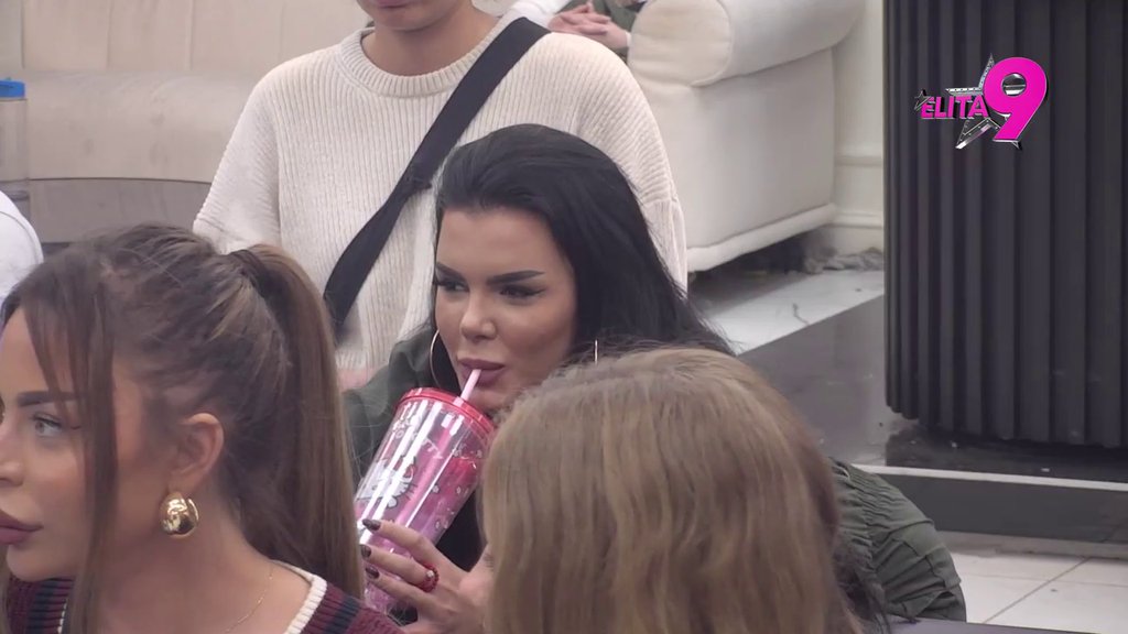 OD LJUBAVI DO MRŽNJE, NIT JE TANKA: Aneli i Luka nastavljaju sa gnusnim optužbama, on saznao da je proširila ŠOK priču među učesnicima! (VIDEO)