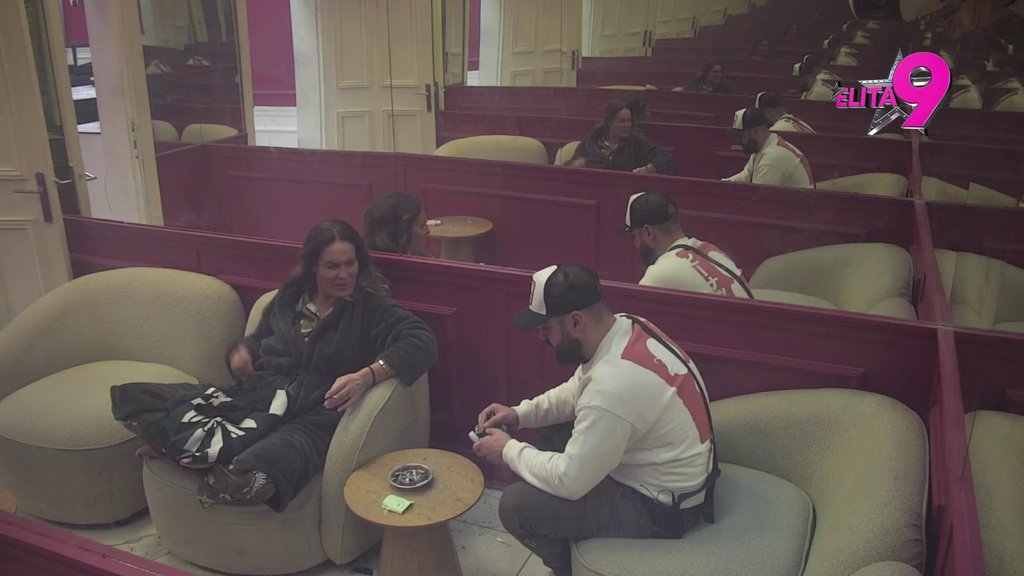 Muškarac može da je kontroliše: Luka jedva dočekao da Aniti vidi leđa, pa brže-bolje izogovarao Aneli! (VIDEO)