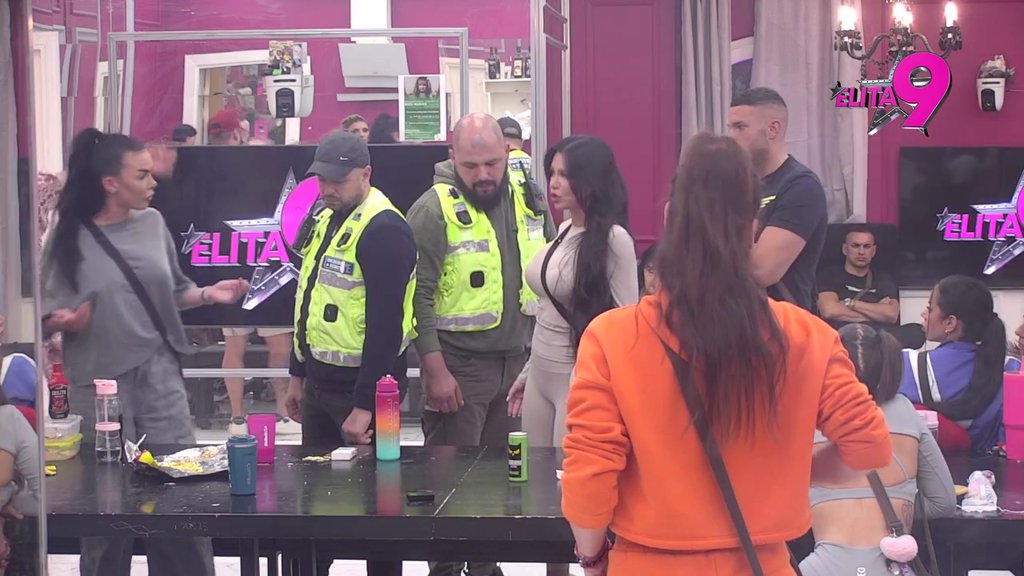 NJOJ JE SPALA MASKA: Stanija izlaganjem izbacila Boginju iz takta, ona je optužila da na PERFIDAN način pokušava da je distancira od Anđela! (VIDEO)