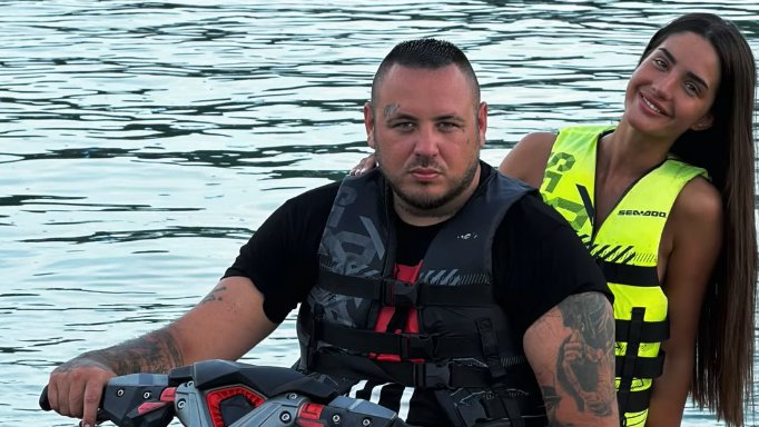 ANĐELA I CAR USIJALI MREŽE! Dan proveli na brodu, pa završili na romantičnoj večeri kraj mora: Đuričićeva vrelim telom mami uzdahe!