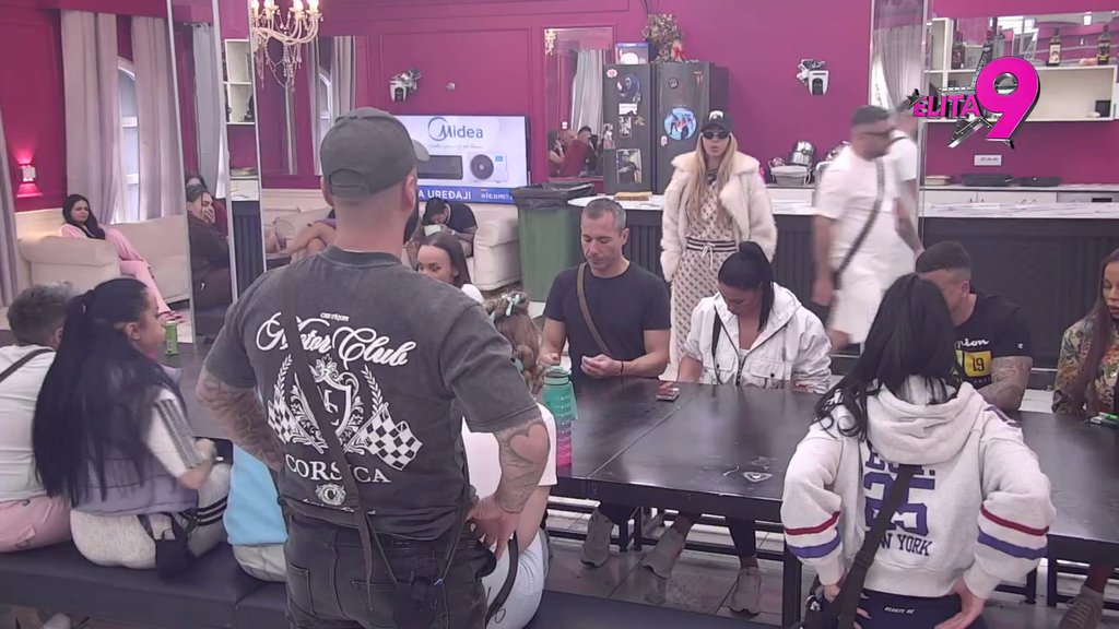 Bio bih i dalje sa sa njom da se nije desio hotel! Luka šokirao sve odgovorom na Anelino pitanje, Anita skočila kao oparena (VIDEO)