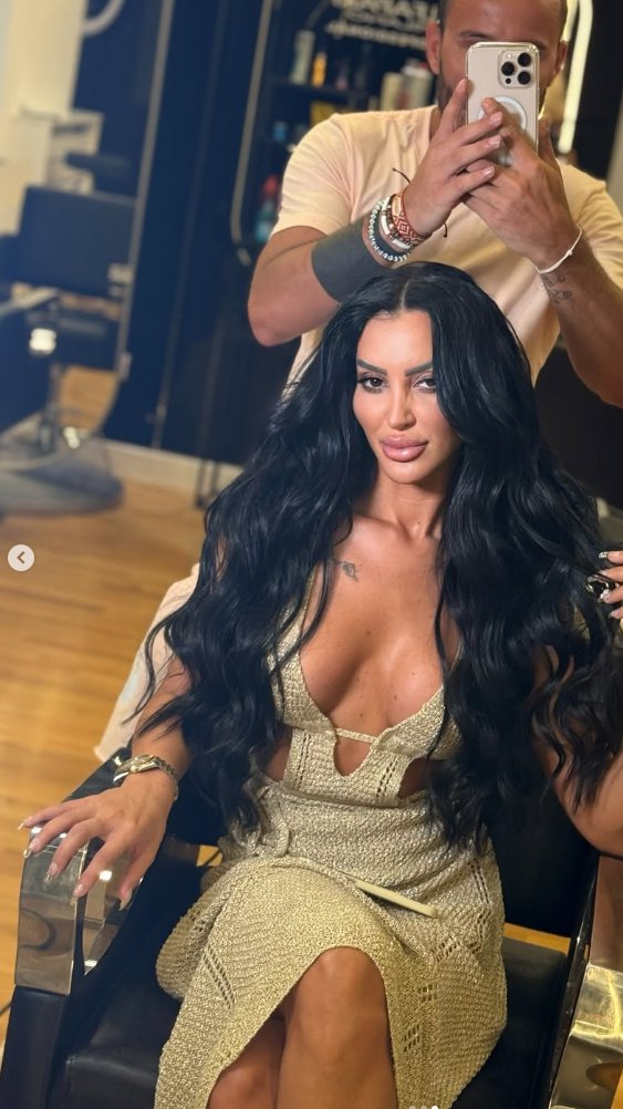 Juče sam mu čestitala Novu godinu... Slađa Poršelina slomljenja zbog smrti prijatelja i frizera Makija, oglasila se za Pink.rs! Ne dolazi sebi od tuge