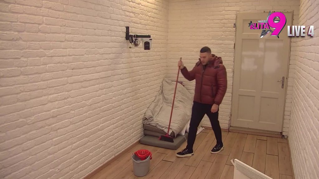 Kupio je za sva vremena ovim gestom: Anđelo punom parom priprema ljubavno gnezdo za njega i Aneli (VIDEO)