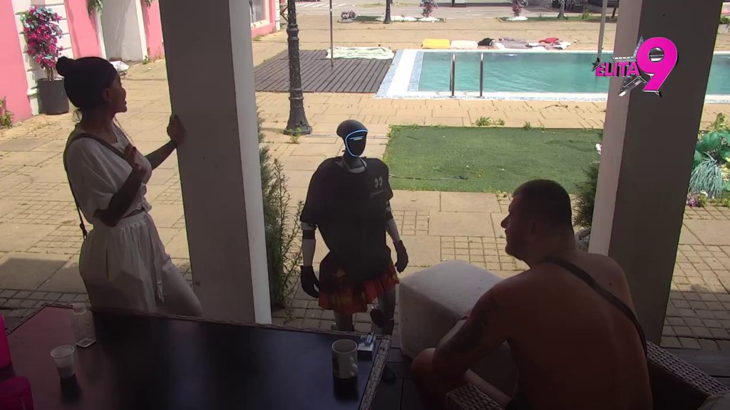 PAS I MAČKA: Vanja ne prestaje da provocira Janjuša, on uveren da je sklopila pakt sa Aleksandrom Jakšić (VIDEO)