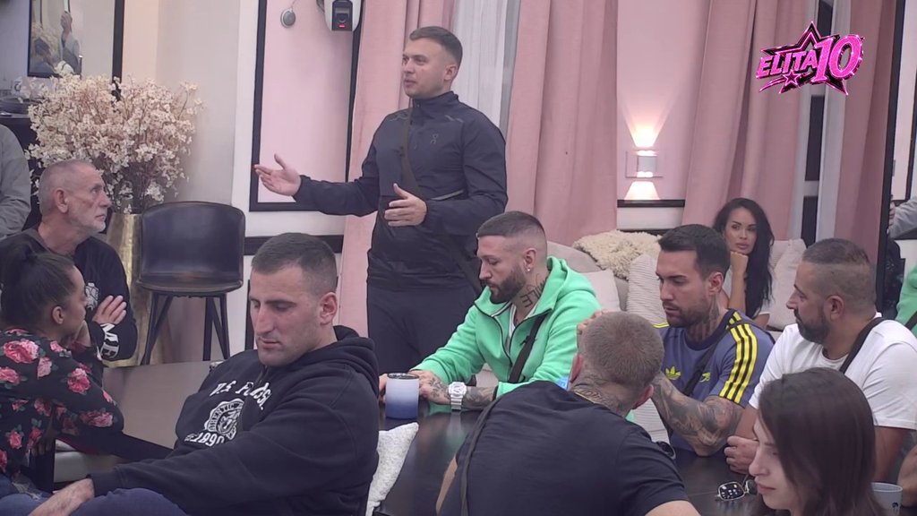 Kako Janjuš diže ovo na viši nivo, Mateja ćuti: Ivan izneo svoju teoriju o odnosu košarkaša i Sandre, pa potkačio Matijevića (VIDEO)