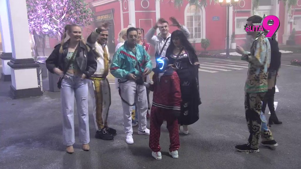 JA SAM SKRAĆENI UBICA: Toša gaser zasenio svojim stajlingom, ukućanima popadale vilice (VIDEO)