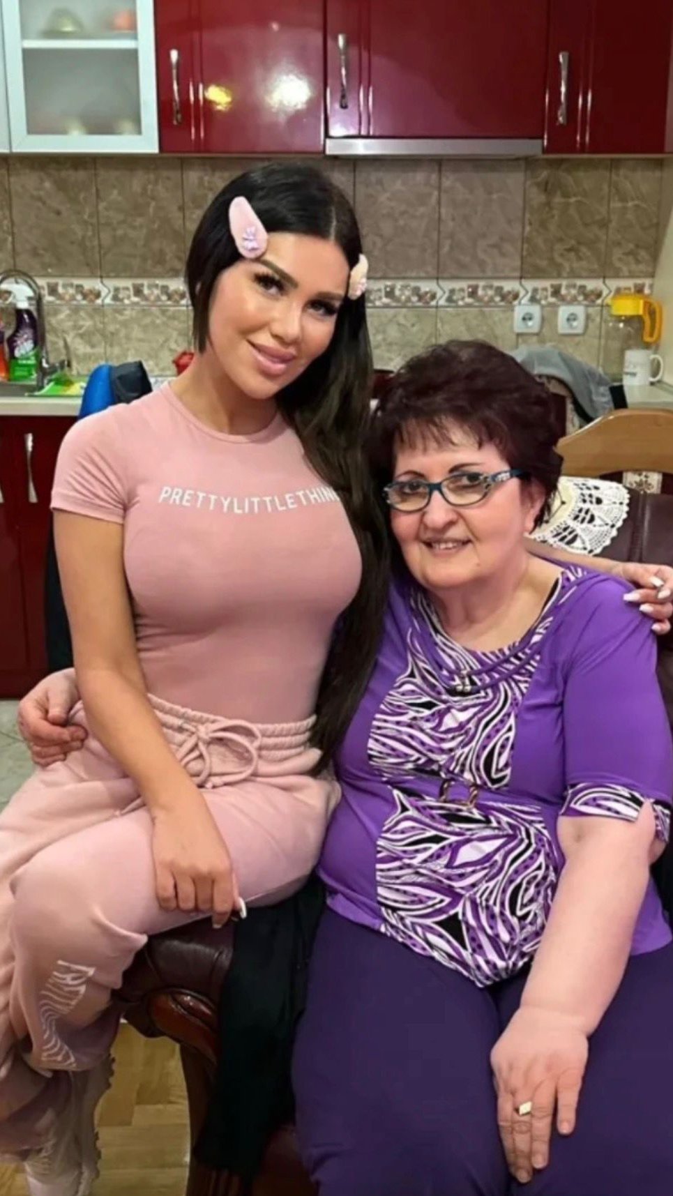 NEBITNJAKOVIĆ JE SVE REKAO O SEBI! Stanijina gladijatorka baba Milanka zarežala na Janjuša: Taj obraz nema!