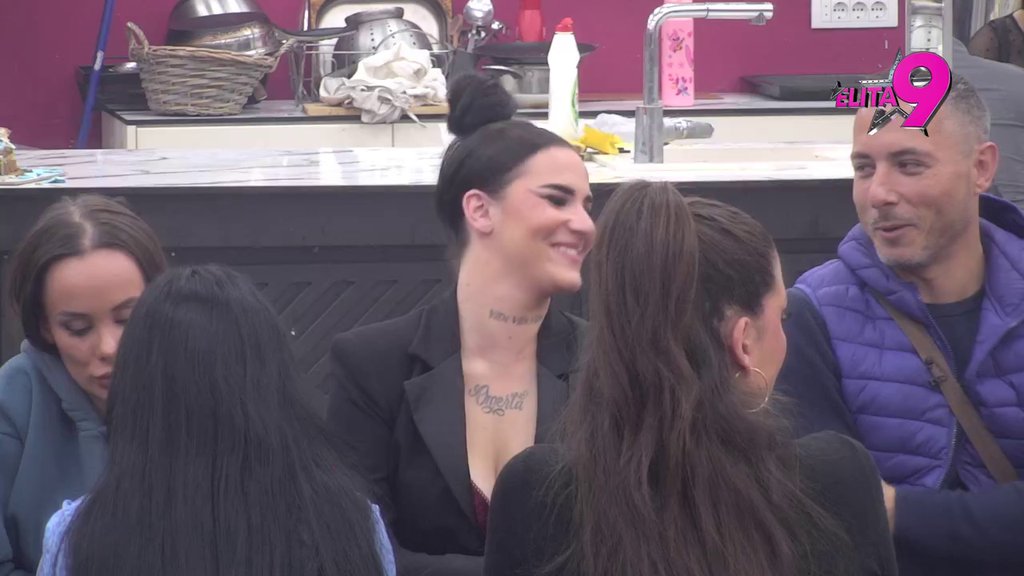 Slažem se sa Majom: Anita prozvala Boginju, tvrdi da pokušava da bude Filipova žrtva, a Ivanove reči je načisto dotukle (VIDEO)