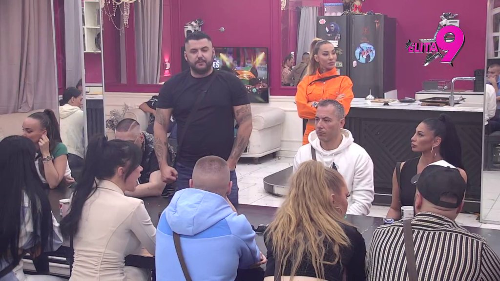 TI NISI DOBAR OTAC! Stanija se suočila sa Asminom, nije štedela reči: Htela sam da iskočim iz kola zbog njega (VIDEO)