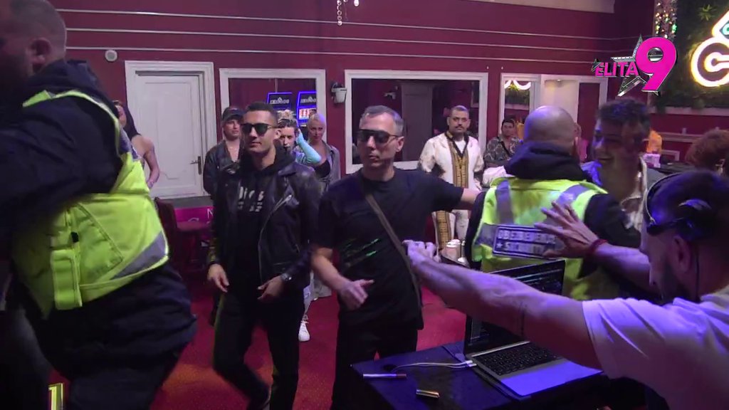 ŽURKA KOJA SE NEĆE ZABORAVITI! Mina ostavila Terzu, pa započela VRELI FLERT sa Viktorom, NASTAO KARAMBOL! Obezbeđenje ih razdvajalo! Anita ponovo pristala da bude Filipova UTORAK DEVOJKA! (VIDEO)