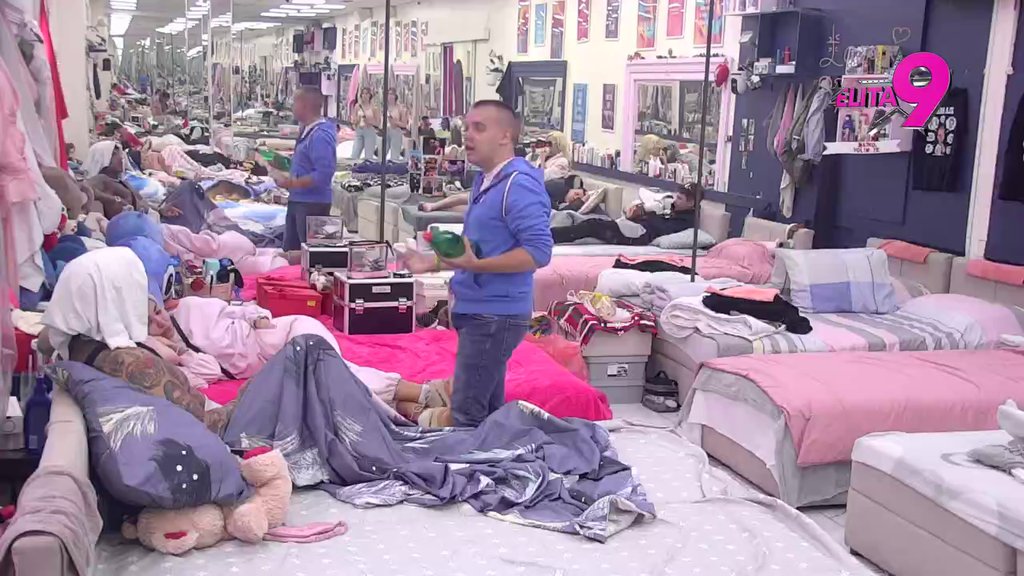 Nećemo biti u vezi: Filip ponovo lupio šamar realnosti Aneli, ona pala u bedak nakon nove ispale! (VIDEO)