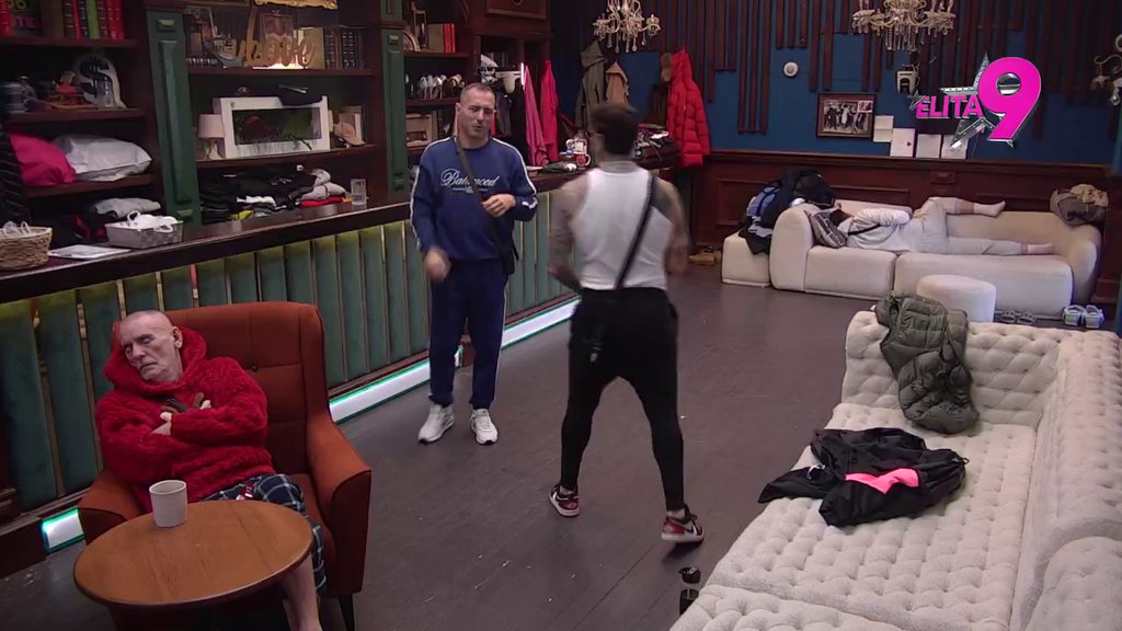 PALO PESNIČENJE! Miki Dudić podučavao Đukića OSNOVAMA BOKSA, evo kakav je učenik! (VIDEO)