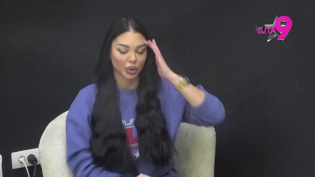 ON JE ĐUBRE BESKARAKTERNO: Maja repetirala vređalicu, usmerila je ka Janjuševom pravcu, istakla da je oličenje neostvarenog muškarca, pa potkačila Filipa: NE ZNAM KAKO SME U OČI DA ME POGLEDA!  (VIDEO)