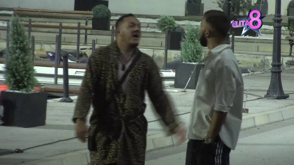 AU, OVO ĆE ZABOLETI! Gastoz priznao koliko mu SMETA prisnost Anđele Đuričić, užasava se njenih poljubaca! (VIDEO)