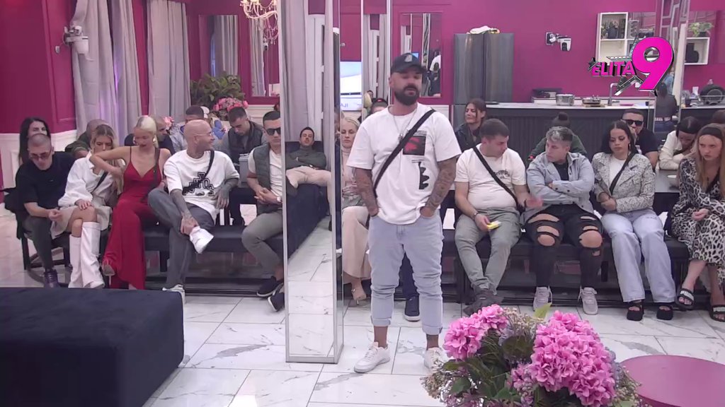 Sateran u ćošak: Luka ponovo zaobravio da ima verenicu, pa otkrio zašto mu Alibaba nije prepreka do Maje! (VIDEO)