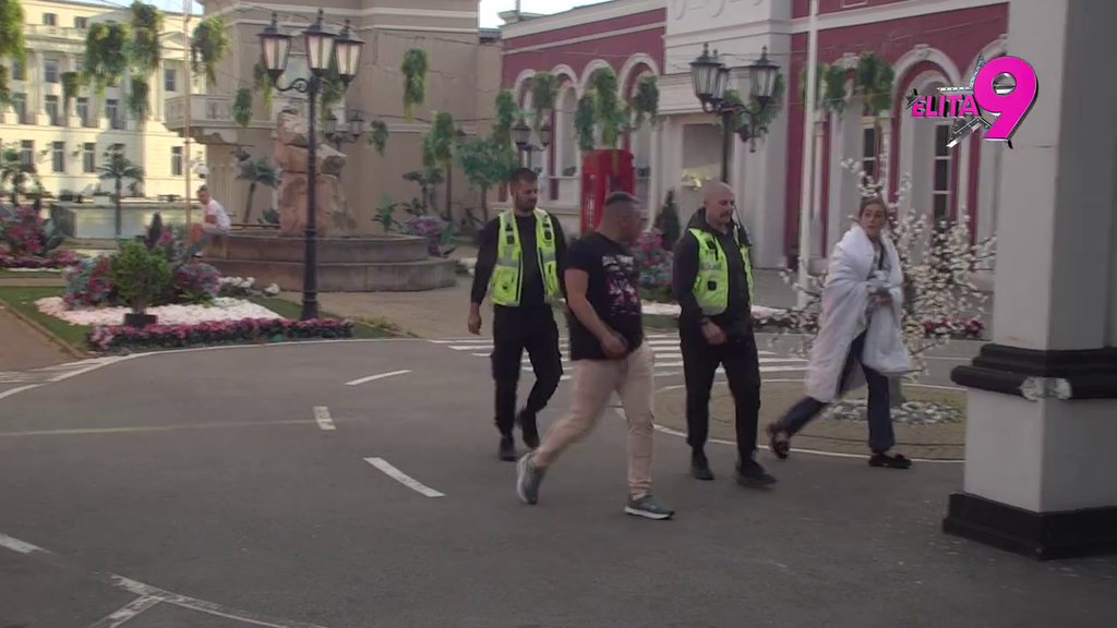 Novi haos Bore i Anastasije: Pljušte nikad brutalnije uvrede, obezbeđenje radi punom parom! (VIDEO)