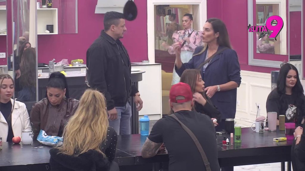 HAOS! Maja razbucala prijateljstvo drugarstvo Asmina i Terze, pa udarila na Sofijine eksplicitne snimke! Alibaba ćuti kao zaliven dok Terza menja boje (VIDEO)