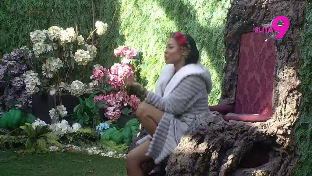 Ne treba mi BETON LIGA na grbači, OKLIZNULA SAM SE! Maja urnisala Boginju i Filipa: Neću u isti koš sa takvim devojkama! (VIDEO)