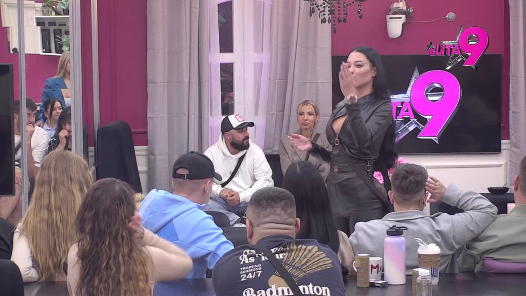 Od kada je Aneli ušla... Janjuš uveren da je Maja OPČINJENA Lukom, Marinkovićeva skočila da se odbrani: Kad je u pravu, ja ću da kažem da je u pravu (VIDEO)