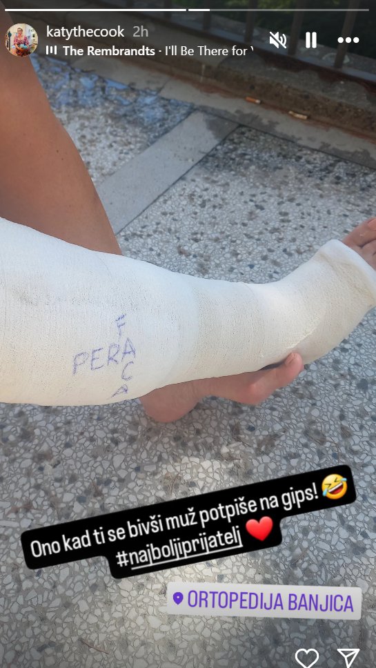 PRVA SLIKA IZ BOLNICE: Katarina Samrdžić objavila sliku nakon povede potkolenice, a najveću podršku joj pruža OVAJ muškarac!