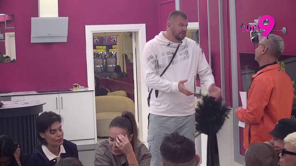 KAKAV BLAM! Miljana zaboravila sve što joj je Ivan radio, Janjuš podržao Nerija u svemu: Ne treba niko da ga žali, ovo mu je odskočna daska (VIDEO)