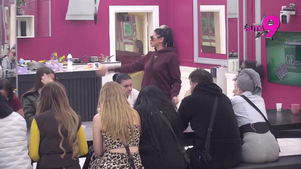 NAPORAN JE U SVOJOJ UPORNOSTI: Maja žestoko potkačila Asmina, Mina priznala da je duboko RAZOČARANA njegovim ponašanjem: NIKOME NISI PRIJATELJ! (VIDEO)