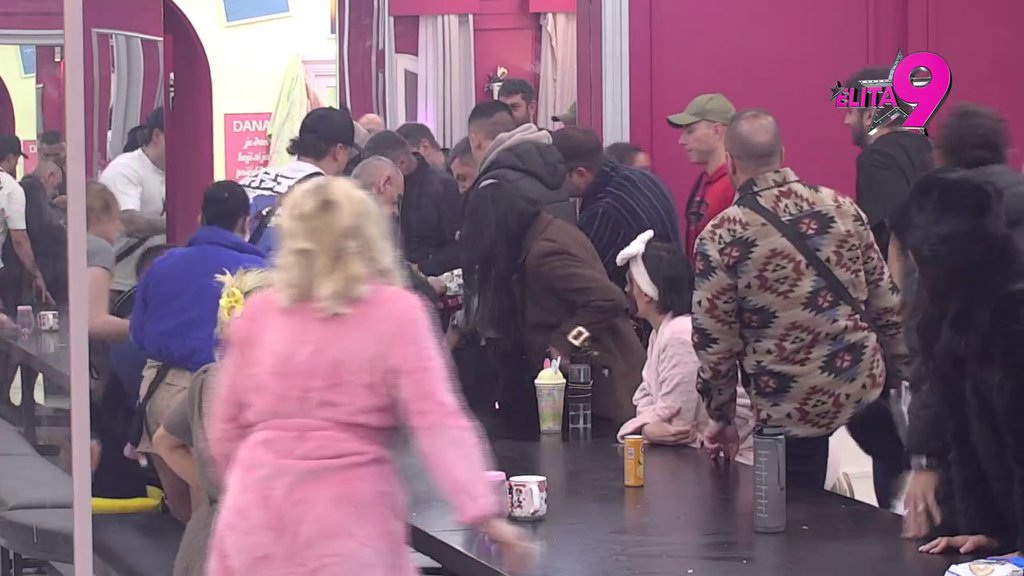 Zvonko spasić: Anđela u poslednji čas izvukla bogata nagrada Velikog šefa, ostao dužan Boginji odgovore! (VIDEO)