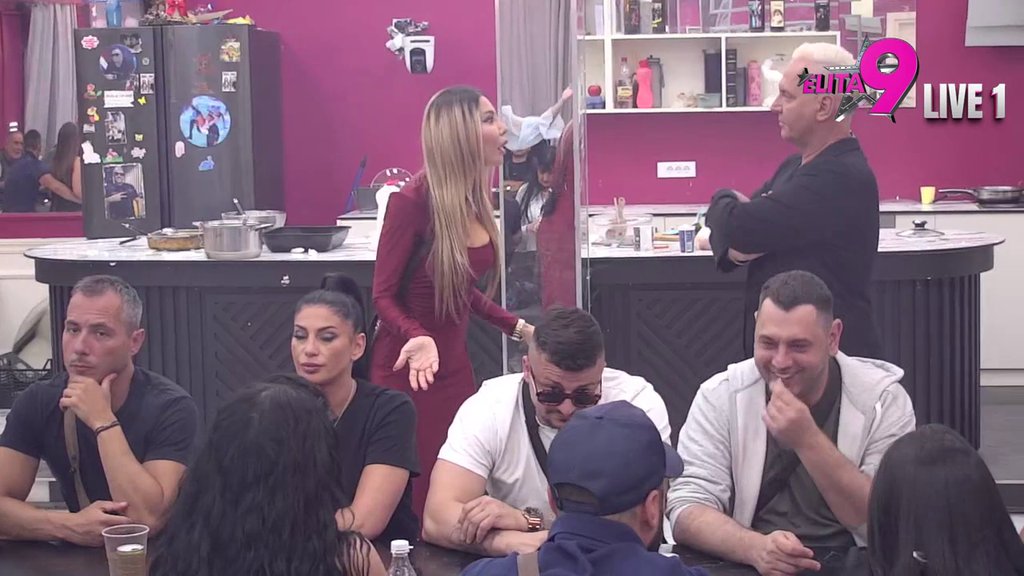 Opšta paljba na Ahmićku! Ušesnici se urotili protiv Aneli, pa tvrde da je njen najveći kompleks Stanija: Sama sebe si pokopala i pokazala sujetu (VIDEO)