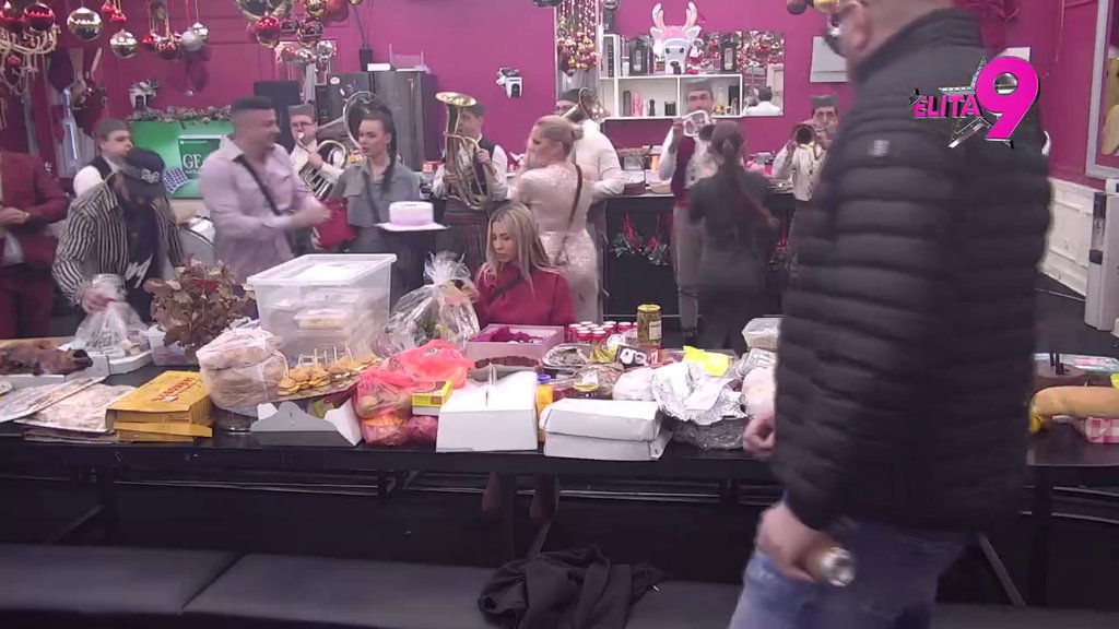 SVI NA PINK! Trubači ušli u Elitu, erupcija dobre energije među učesnicima! (VIDEO)