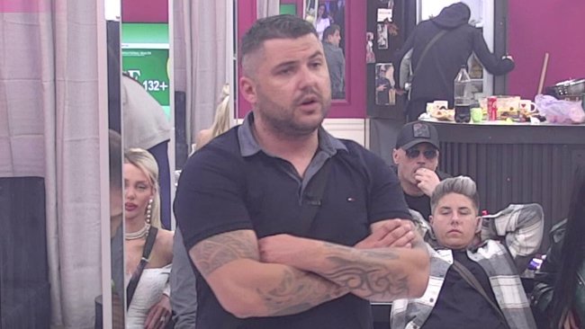 Sve sam iznela sama! Stanija zarežala kao ris posle Asminovih optužbi da ju je finansirao, pušiće se zbog njenih reči