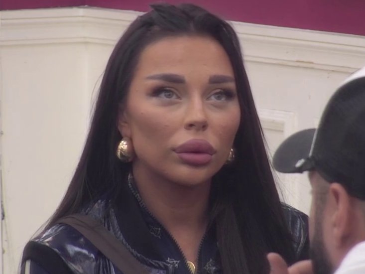 Narokala 200 grama hijalurona, a ćale joj nema četvorku: Kačavenda nablatila Sofiju i njene roditelje kao nikada, pa raskrinkala Vanju: Plakala je, rekla mi je da mora da se ISELI jer NEMA PARA (VIDEO)