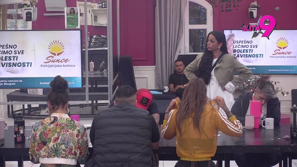 PRIPREMA TEREN ZA ŠUT-KARTU?! Dragana najavila Matoroj RASKID ako se ispostavi da je pila piće iz iste čaše kao i Sandra Todić! (VIDEO)