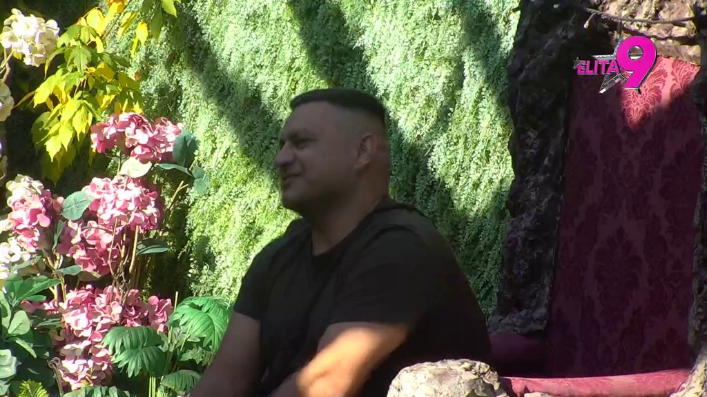 Ovde sve počinje i ovde se nastavlja:  Bebica s nestrpljenjem čeka da u nedelju veri Teodoru, osmislio sve detalje! (VIDEO)