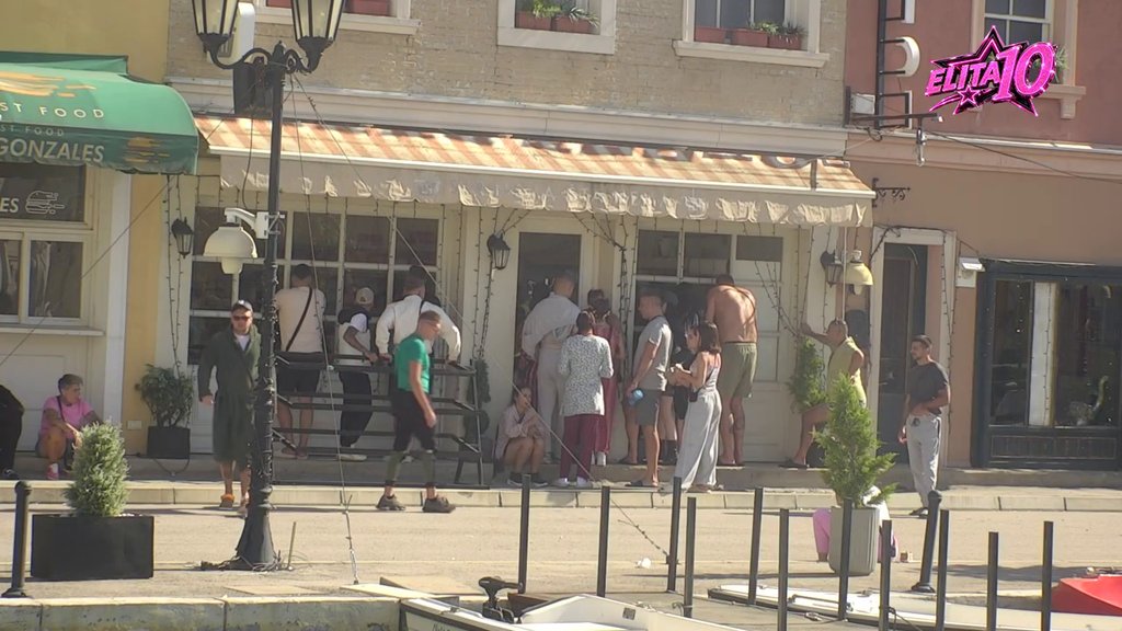 PLJUŠTE UVREDE! Nemanja Tošić se posvađao sa ženama ispred prodavnice, one mu nisu dale da pisne (VIDEO)