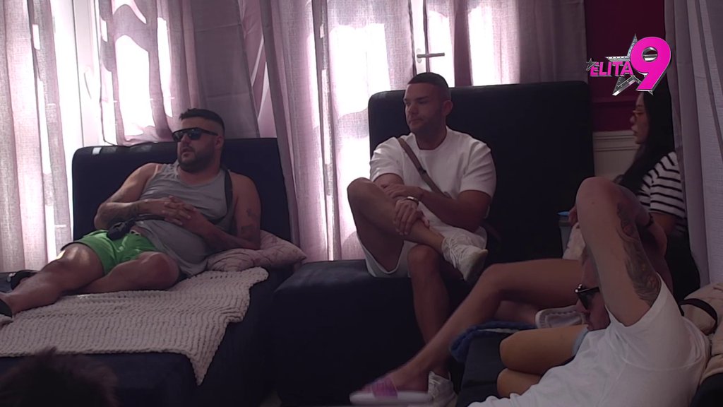 NAPRAVIO JE OD MENE MUČENICU KOJA NEMA NIŠTA: Stanija przinala koliko je boli jer Asmin GAZI po njenom integritetu i pokušava da je sroza: ŽAO MI JE JER SE SVE SVELO NA TO... (VIDEO)