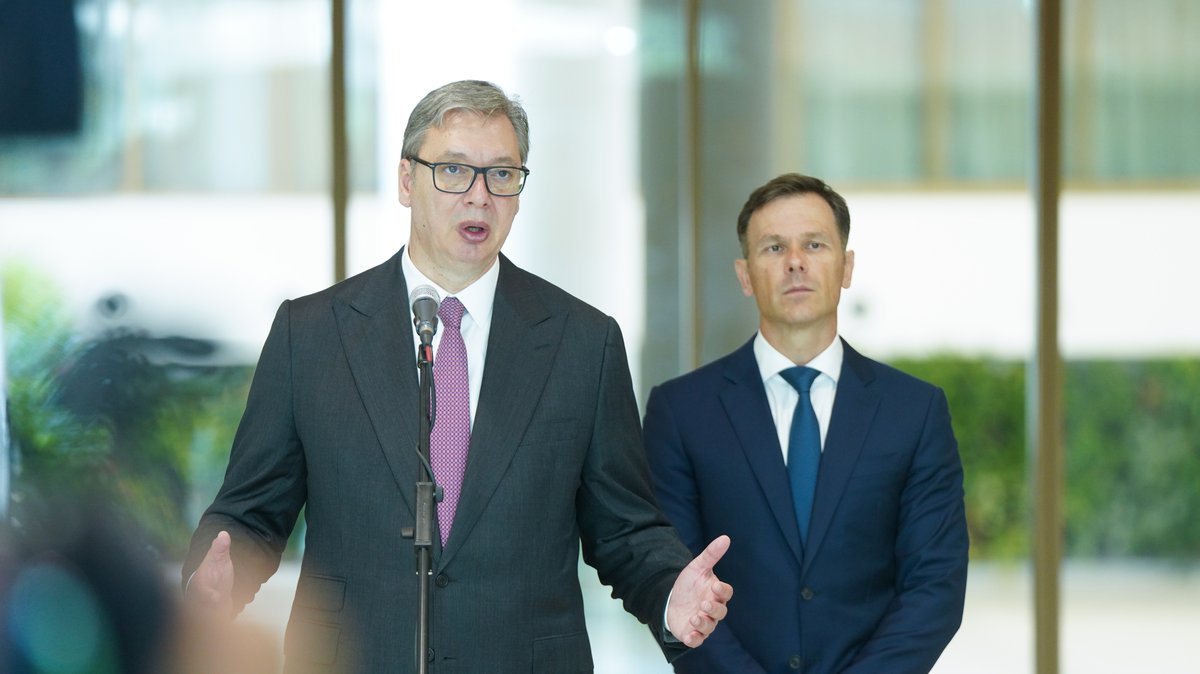 'SRBIJA MORA BITI SIGURNA ZA SVE' Vučić osudio napad na automobil sina Dinka Gruhonjića