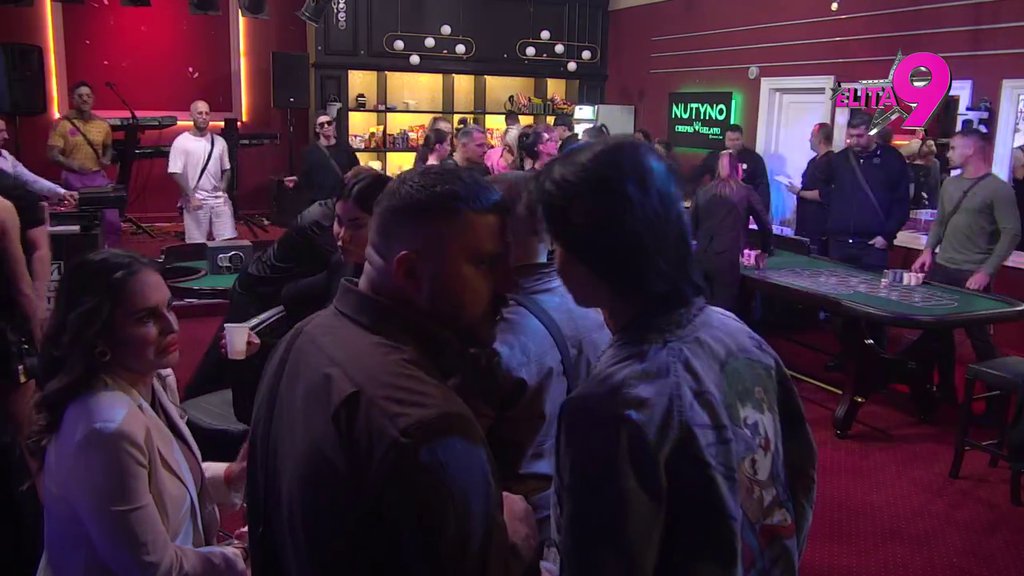 Kačavendin klan pred totalnim pucanjem: Ona žestoko zaratila sa Vanjom, pljušte prozivke! (VIDEO)