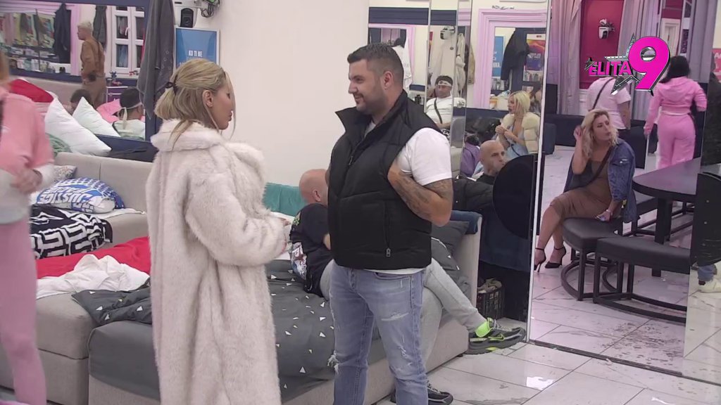 Saga ne prestaje! Asmin ponovo došao do Aneli, ona mu ponudila Norinu flašicu, on je ODBIO zbog Luke (VIDEO)