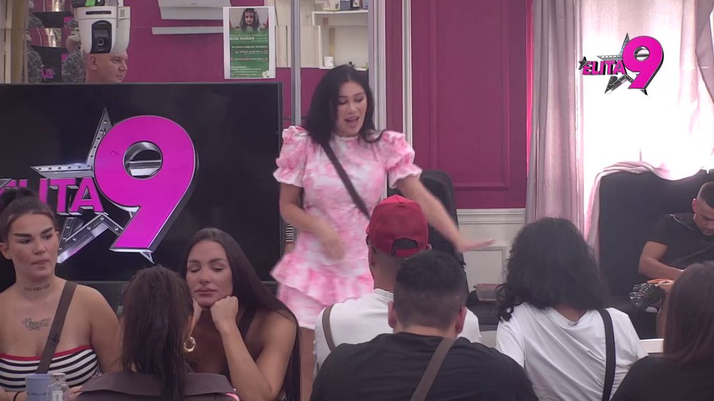 Moraš kao kuja da me na kolenima moliš da ti dam Akija! Maja PREZUPČILA kad ju je Stanija pecnula, HAOS U BELOJ KUĆI! (VIDEO)
