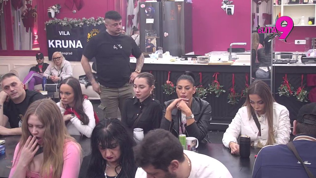 Nije mala stvar da neko bude ponižen na taj dan: Terza slomljen zbog Barbarinog krštenja, prolio reku suza! (VIDEO)