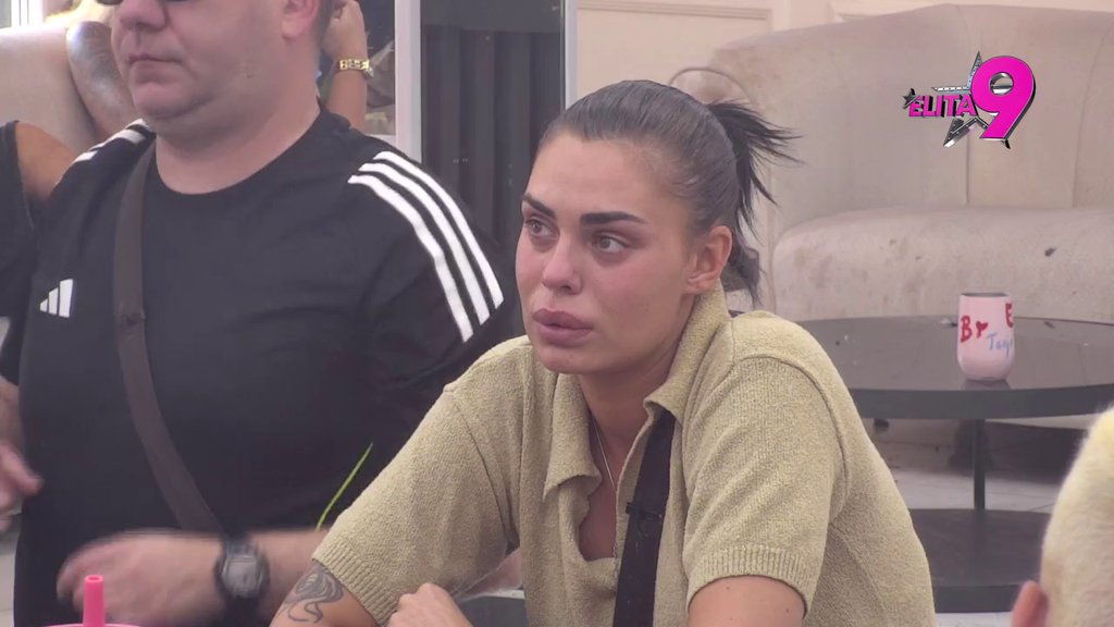 Na srcu si mi od 17. godine, ali... Lepi Mića se očinski obratio Mini, ona BRIZNULA U PLAČ KAO NIKAD! (VIDEO)