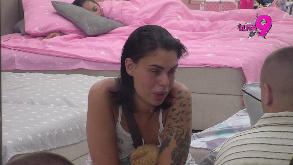 TI SI KAO NEKA BABA: Dača uvideo da Mina propada pored Viktora, uveren da im veza ide ka SUNOVRATU (VIDEO)